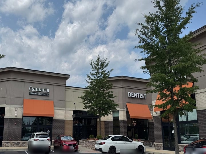 The Shoppes at Potomac Center plaza on Leesburg Pike in Sterling, VA—LeesPike Dental location